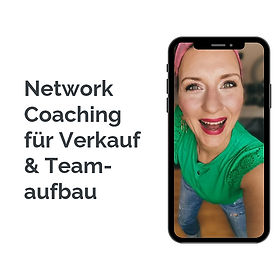 Anja lacht energisch in die Kamera. Daneben steht "Network Coaching für Verkauf & Teamaufbau.
